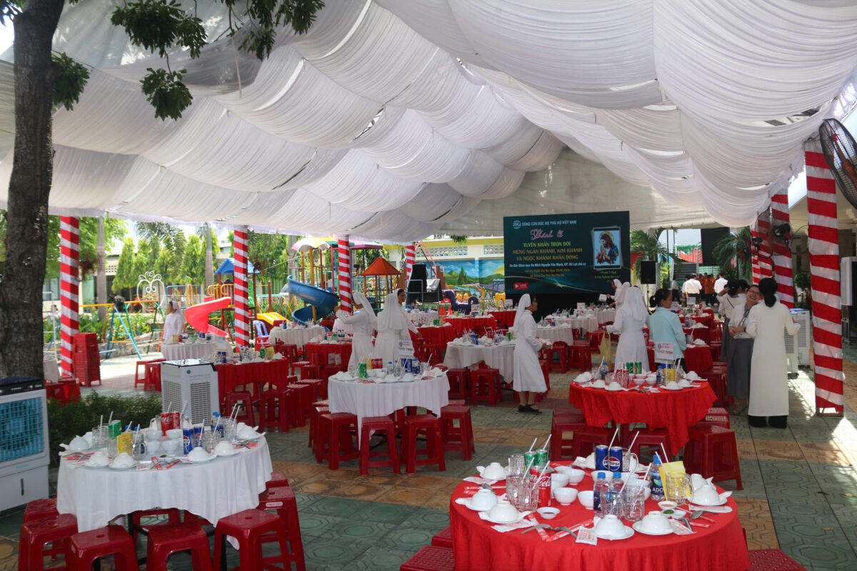 z6992588615333_56aea70256624be72e86ed09727d09e3